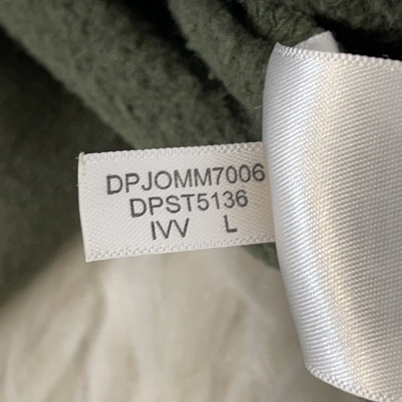 DKNY Cropped Half-Zip Army Green Hoodie Size Large - Picture 7 of 7